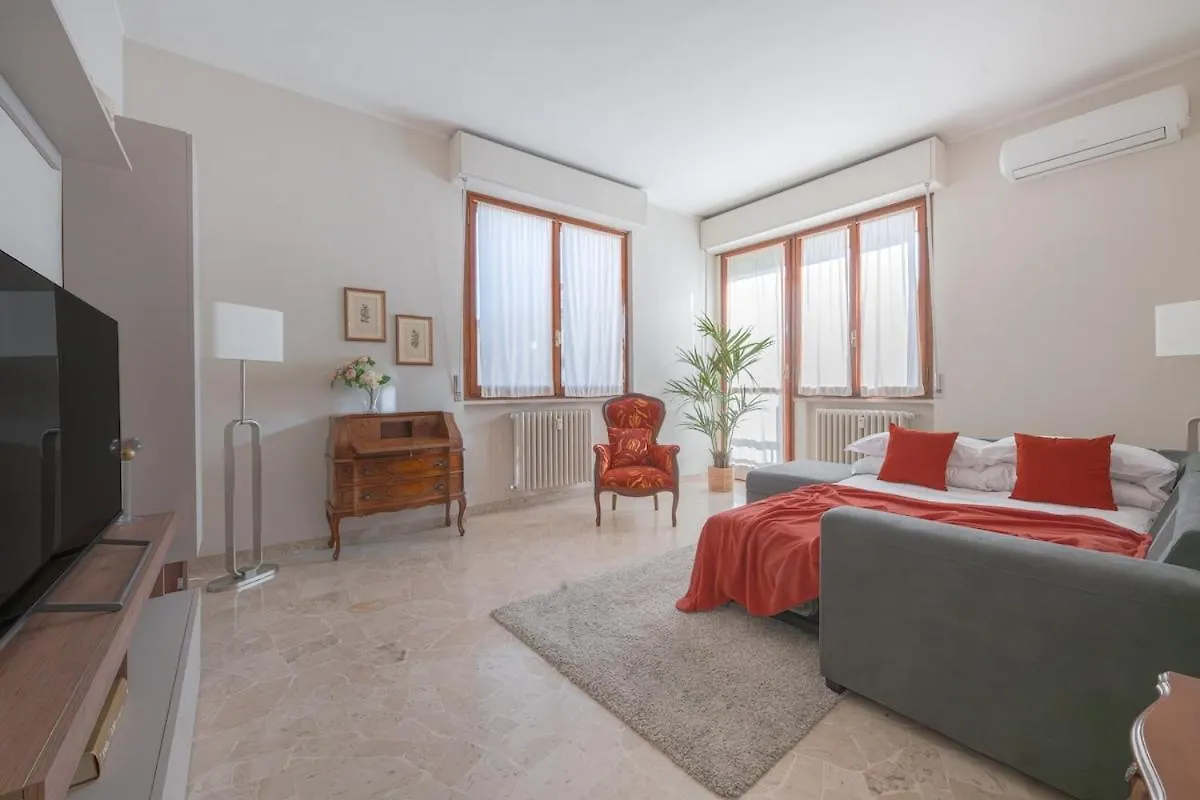The Batoni Apartment Florence Italy
