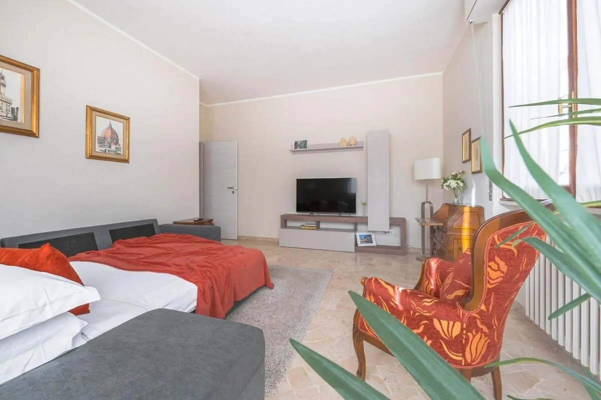 The Batoni Apartment Florence